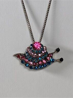 NWT Betsey Johnson Pink & Blue Rhinestone Snail Pendant Necklace Brooch Pin